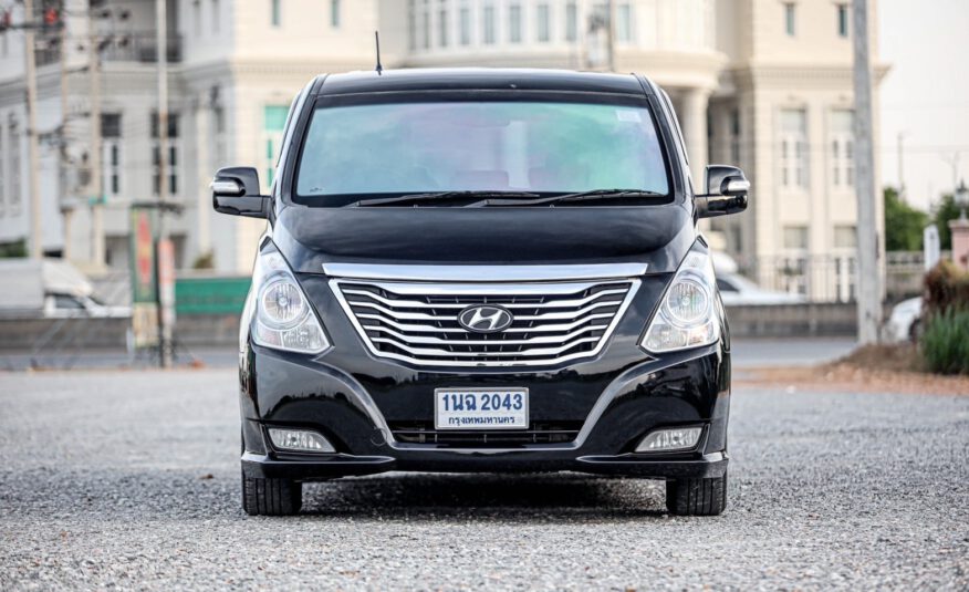 Hyundai H-1 PF-รถบ้านมือสอง