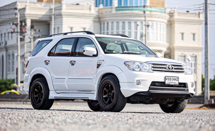 Toyota Fortuner 3.0TRD PF-รถบ้านมือสอง