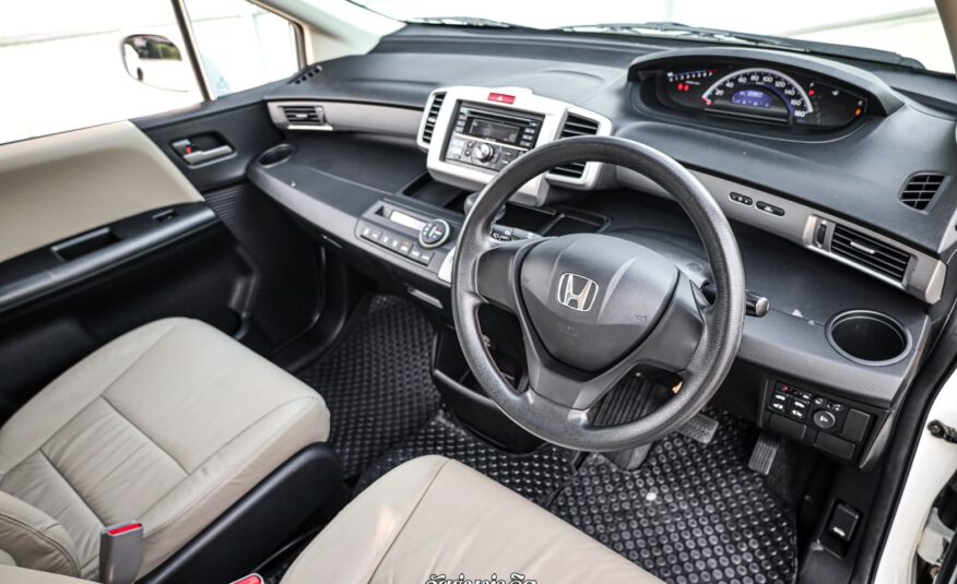 Honda Freed E PF-รถบ้านมือสอง