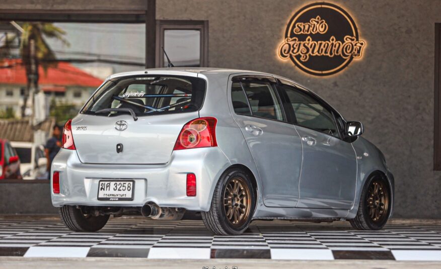 Toyota Yaris 1.5 PF-รถบ้านมือสอง