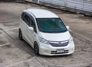 Honda Freed SE PF-รถบ้านมือสอง