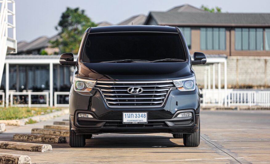 Hyundai H-1 2019 PF-รถบ้านมือสอง