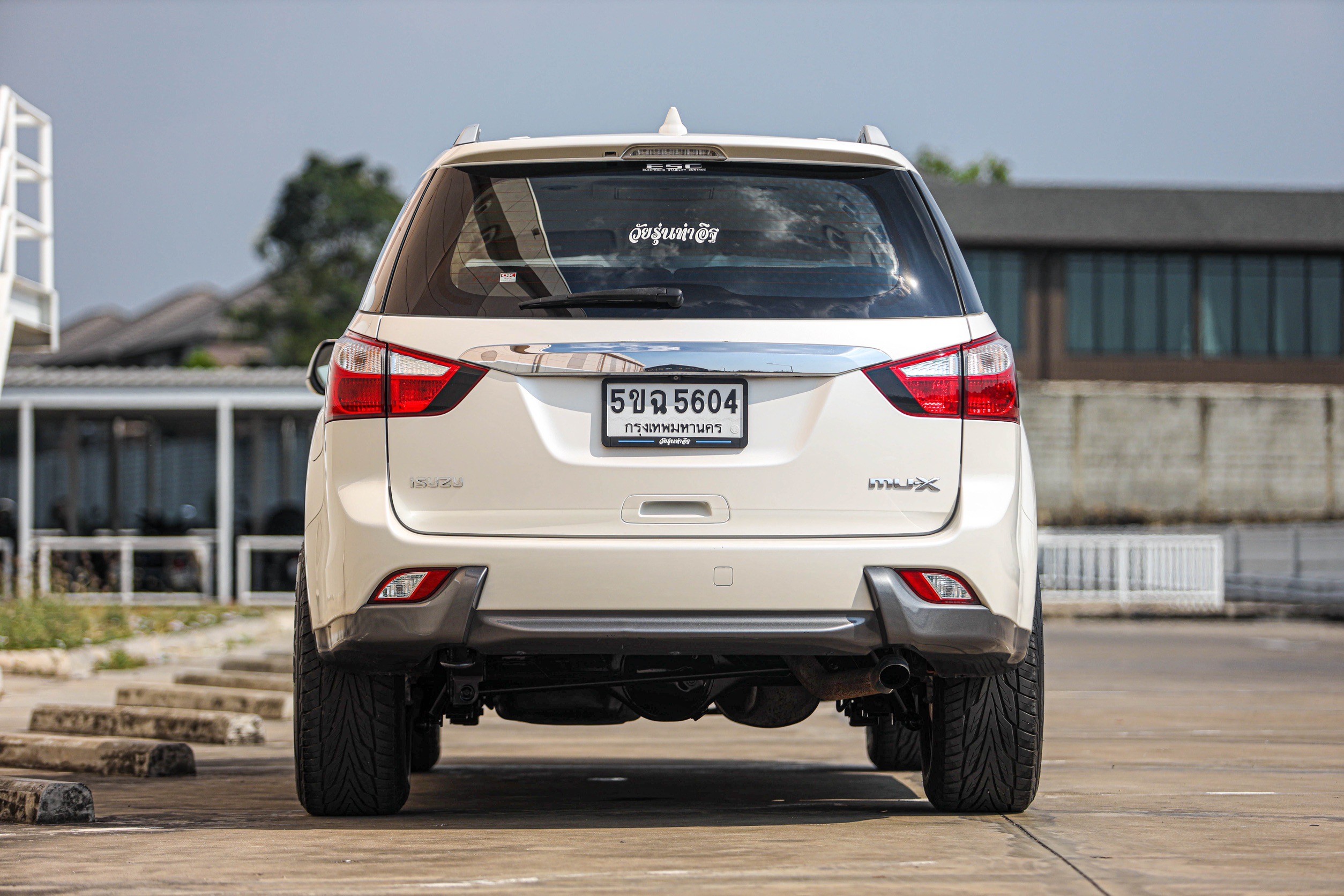 ISUZU MU-X 3.0 PF-รถบ้านมือสอง
