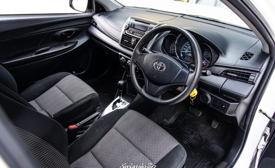 Toyot Vios J PF-รถบ้านมือสอง