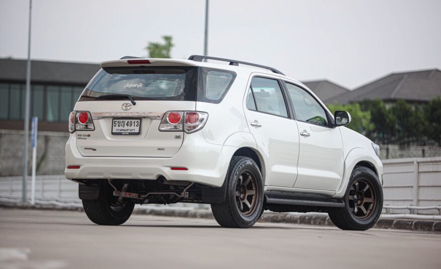 Toyota Fortuner 3.0 PF-รถบ้านมือสอง