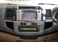 Toyota Fortuner 3.0 PF-รถบ้านมือสอง