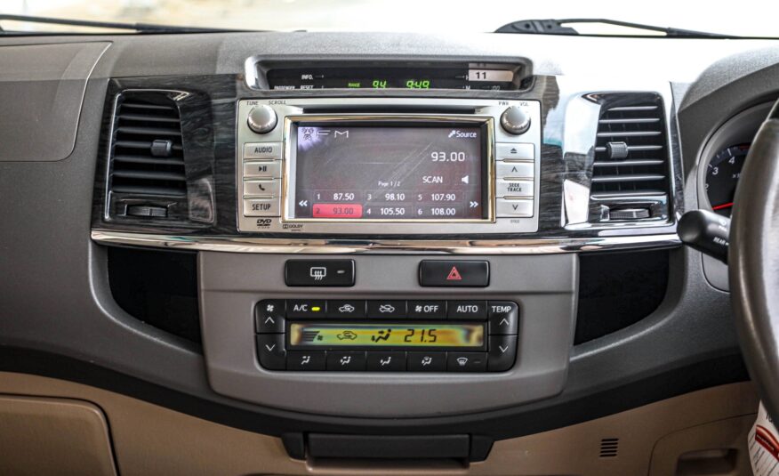 Toyota Fortuner 3.0 PF-รถบ้านมือสอง