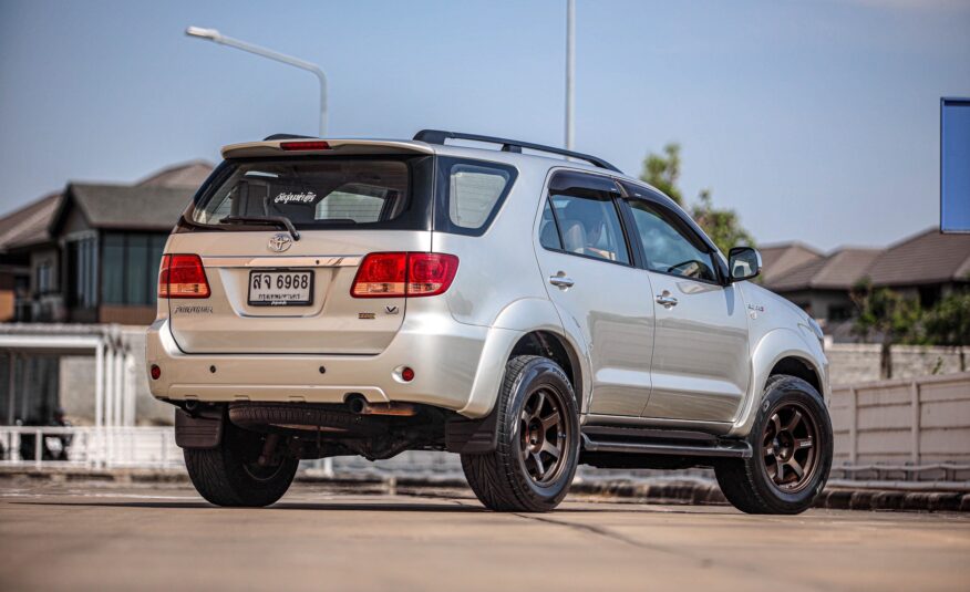 Toyota Fortuner 3.0 V AT 4wd PF-รถบ้านมือสอง