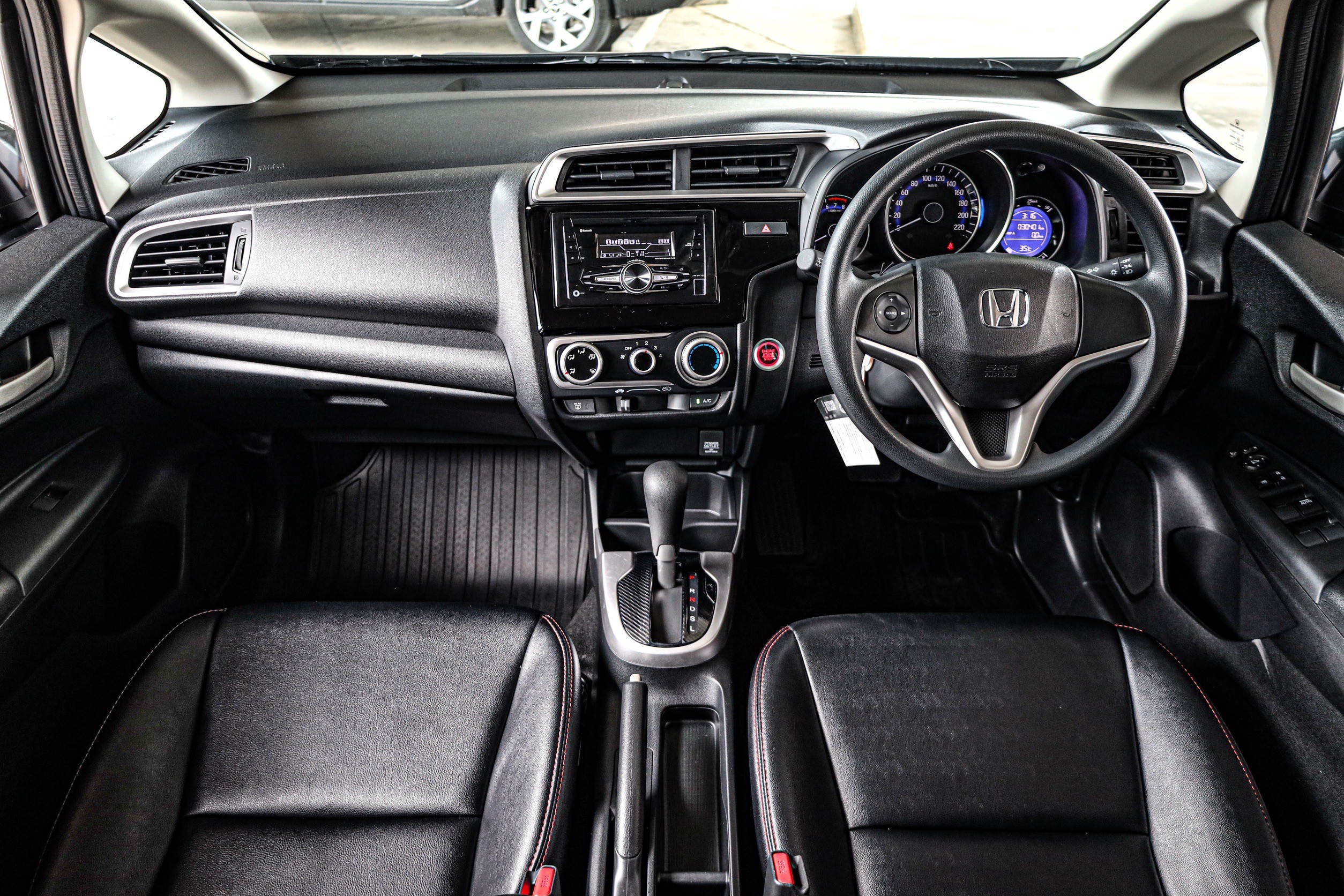 Honda Jazz GK V PF-รถบ้านมือสอง