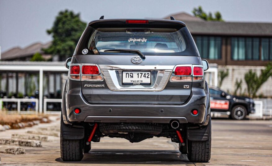 Toyota Fortuner 3.0 V AT 4wd PF-รถบ้านมือสอง