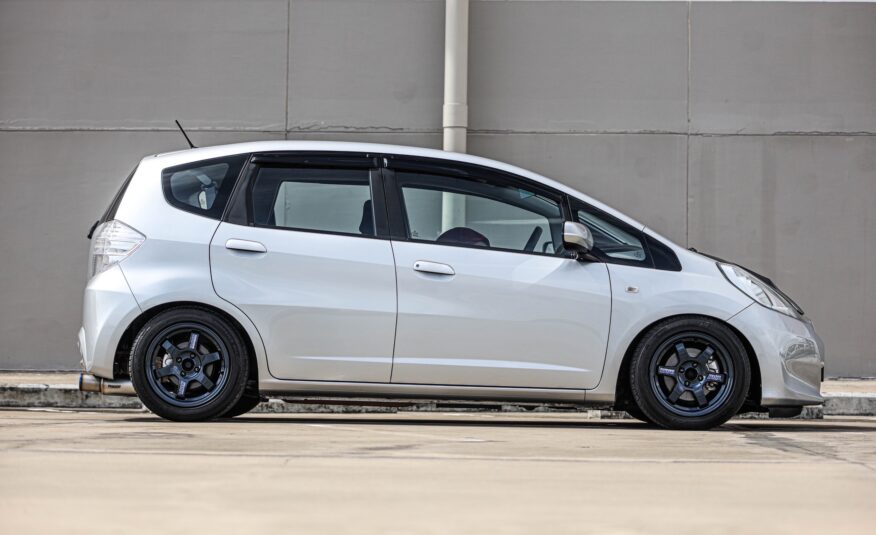 Honda Jazz GE s PF-รถบ้านมือสอง