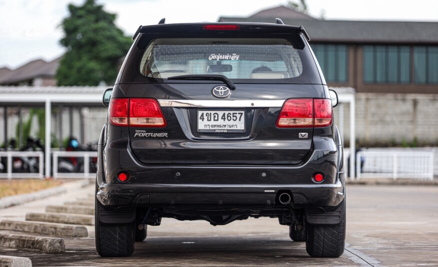 Toyota Fortuner 3.0 V AT 4wd PF-รถบ้านมือสอง