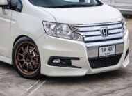 Honda Stepwagon Spada 2.0 PF-รถบ้านมือสอง