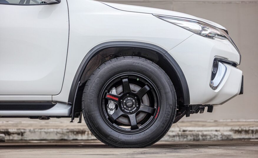 Fortuner 2.4 G MT PF-รถบ้านมือสอง