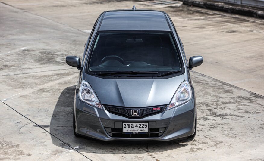 Honda Jazz GE S MT PF-รถบ้านมือสอง