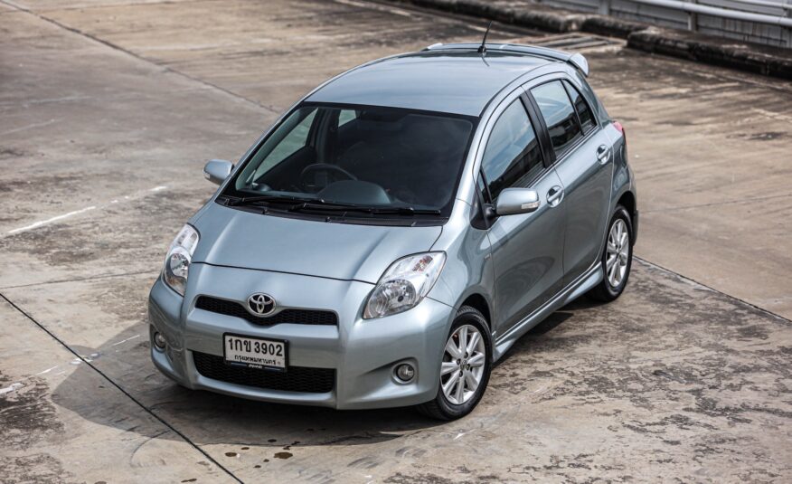 Toyota Yaris 1.5 PF-รถบ้านมือสอง