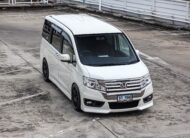 Honda Stepwagon Spada 2.0 PF-รถบ้านมือสอง