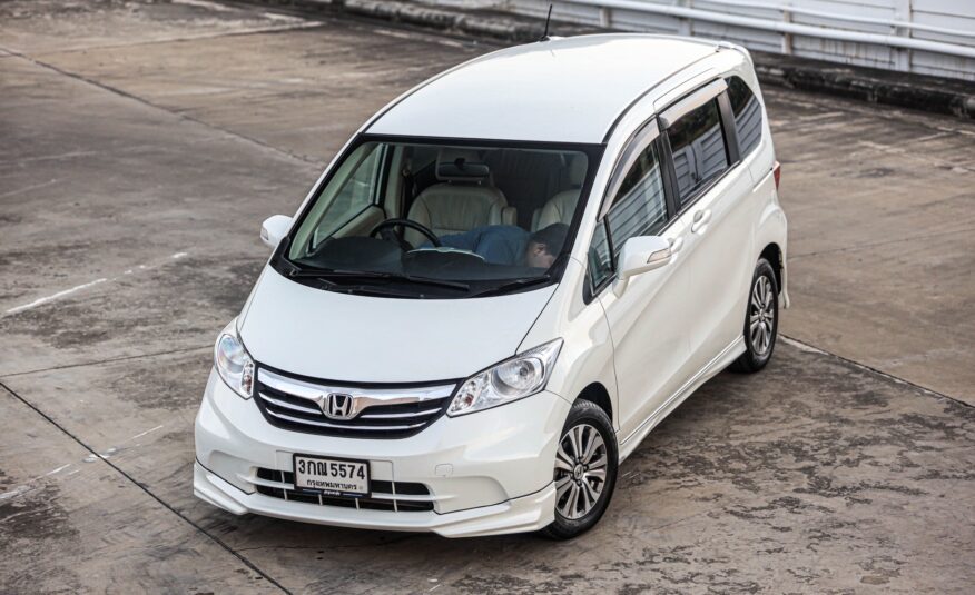 Honda Freed EL PF-รถบ้านมือสอง