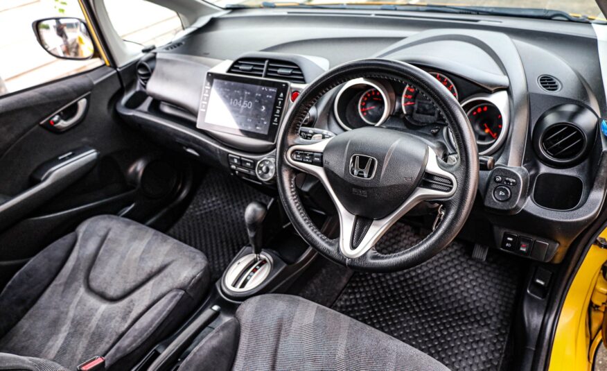 Honda Jazz GE SV PF-รถบ้านมือสอง