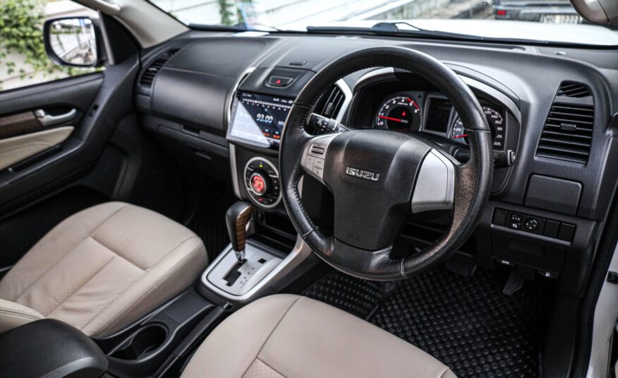 ISUZU MU-X 3.0 PF-รถบ้านมือสอง