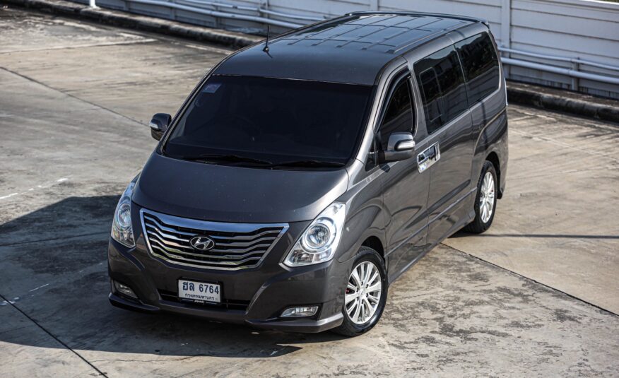 Hyundai H-1 PF-รถบ้านมือสอง