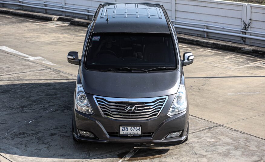 Hyundai H-1 PF-รถบ้านมือสอง