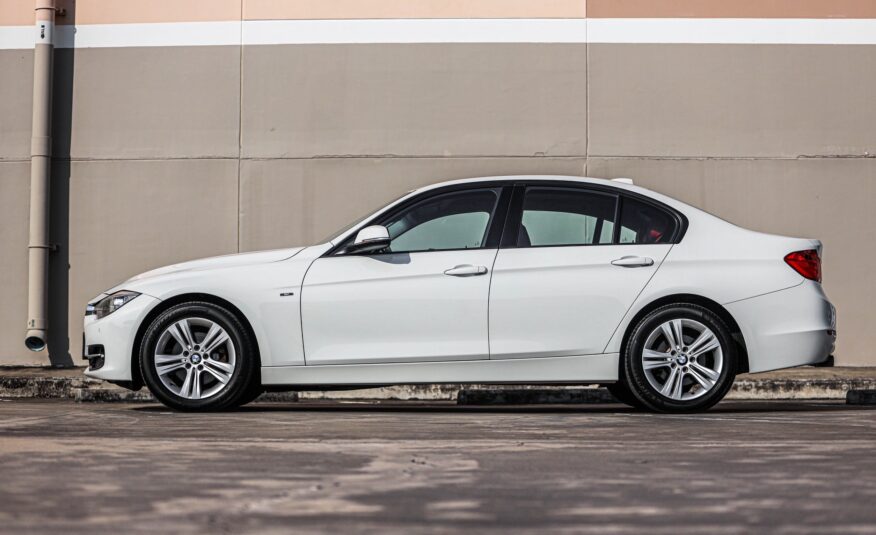 Bmw 320D F30 PF-รถบ้านมือสอง