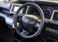 Honda Stepwagon Spada 2.0 PF-รถบ้านมือสอง