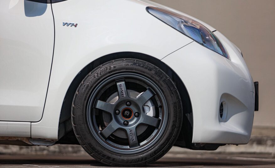 Toyota Yaris E MT PF-รถบ้านมือสอง