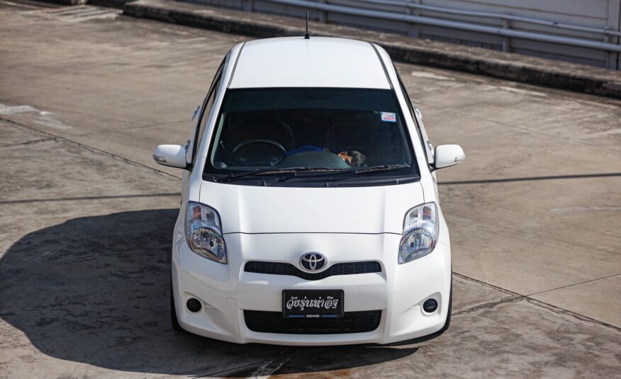 Toyota Yaris E MT PF-รถบ้านมือสอง