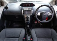 Toyota Yaris E MT PF-รถบ้านมือสอง