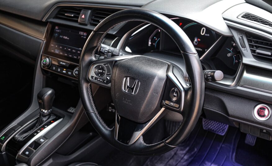 Honda Civic FK 1.5 Turbo PF-รถบ้านมือสอง