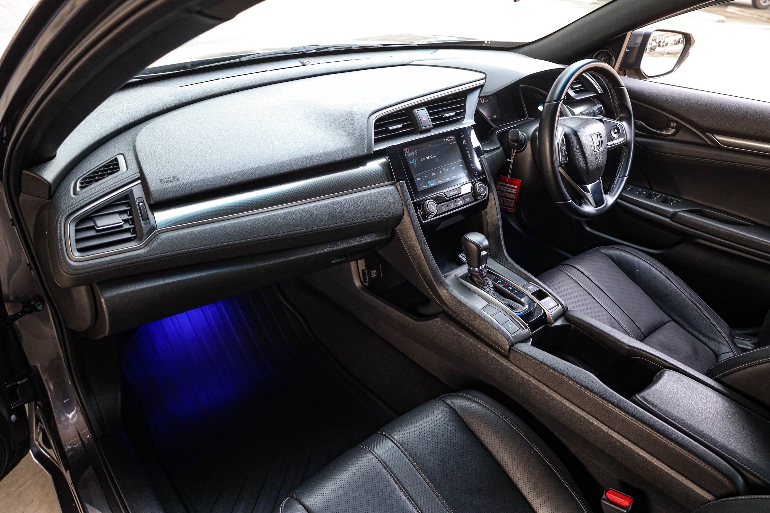 Honda Civic FK 1.5 Turbo PF-รถบ้านมือสอง