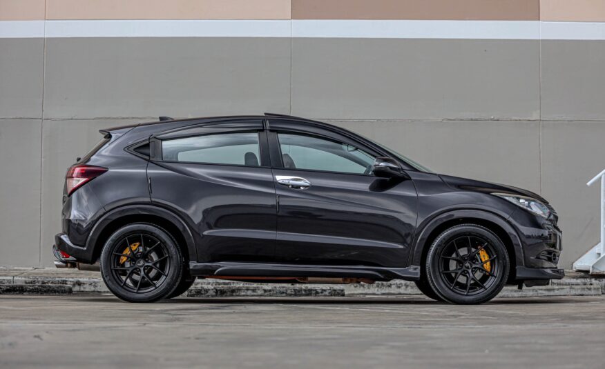 Honda HR-V 1.8EL Sunloof PF-รถบ้านมือสอง