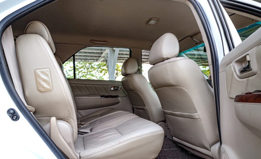Toyota Fortuner 3.0 V AT 4wd PF-รถบ้านมือสอง