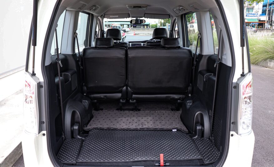 Honda Stepwagon Spada 2.0 PF-รถบ้านมือสอง