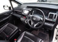 Honda Stepwagon Spada 2.0 PF-รถบ้านมือสอง