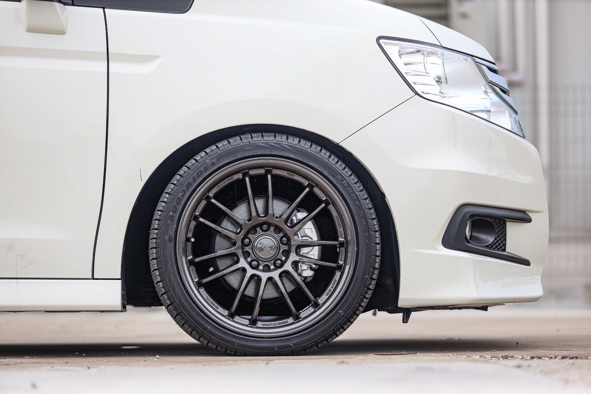 Honda Stepwagon Spada 2.0 PF-รถบ้านมือสอง