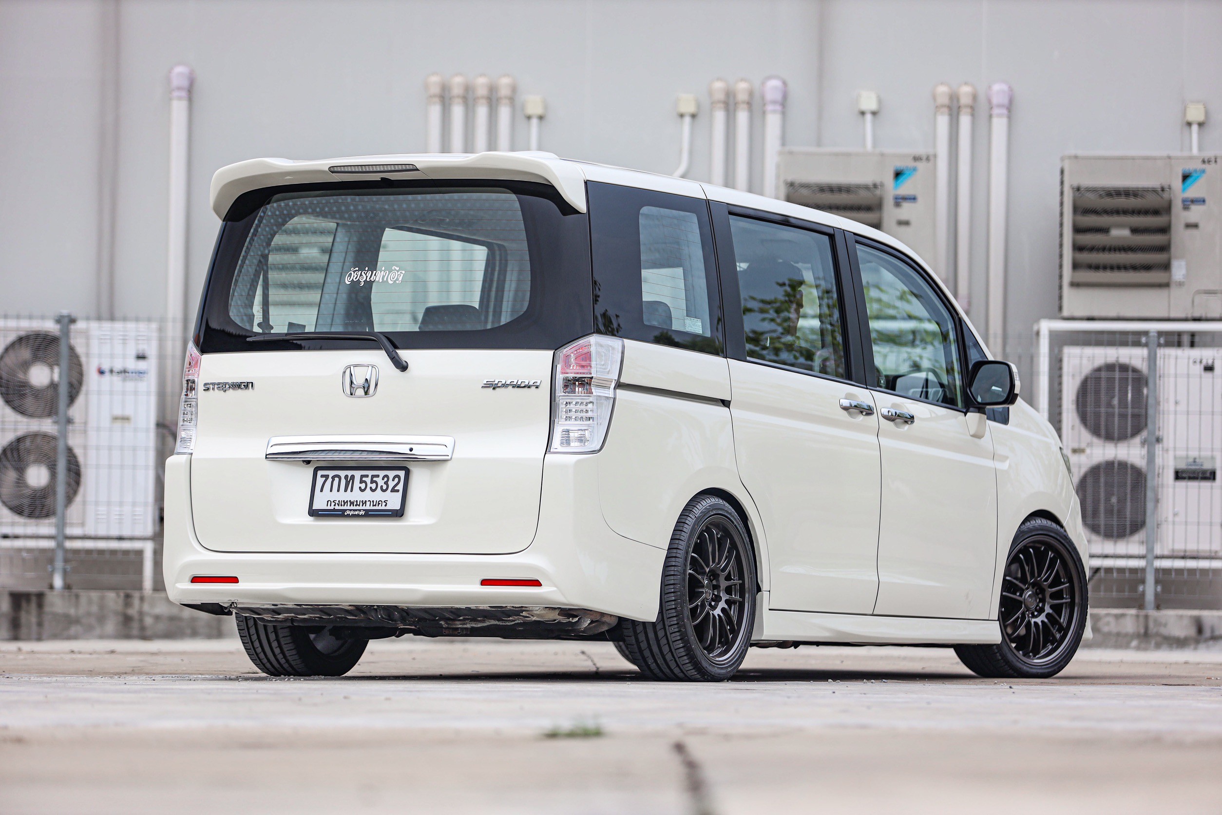 Honda Stepwagon Spada 2.0 PF-รถบ้านมือสอง