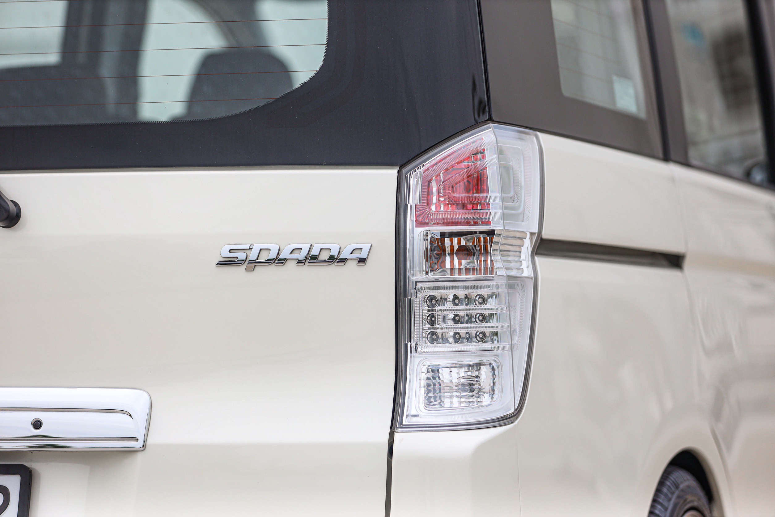 Honda Stepwagon Spada 2.0 PF-รถบ้านมือสอง