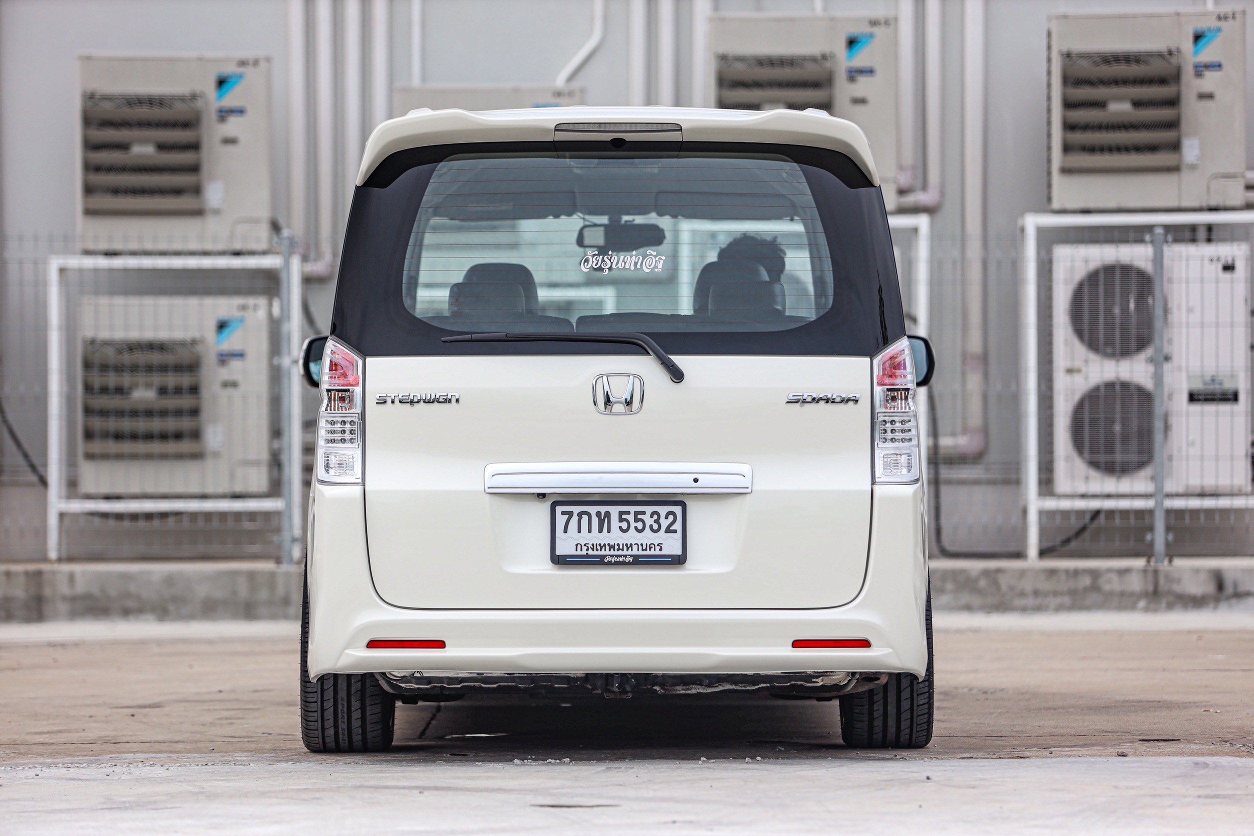 Honda Stepwagon Spada 2.0 PF-รถบ้านมือสอง