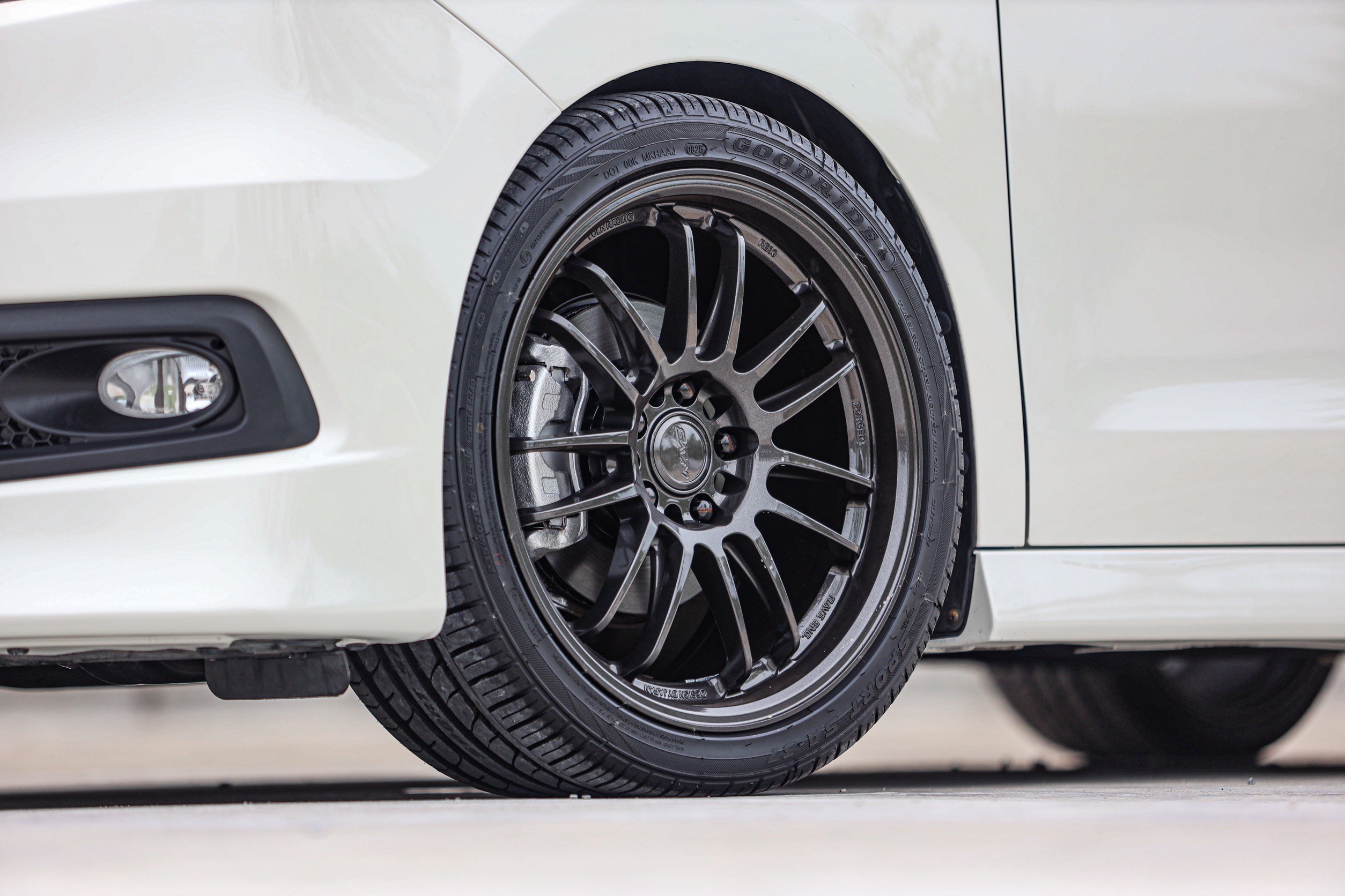 Honda Stepwagon Spada 2.0 PF-รถบ้านมือสอง