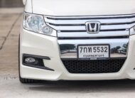 Honda Stepwagon Spada 2.0 PF-รถบ้านมือสอง