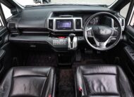 Honda Stepwagon Spada 2.0 PF-รถบ้านมือสอง