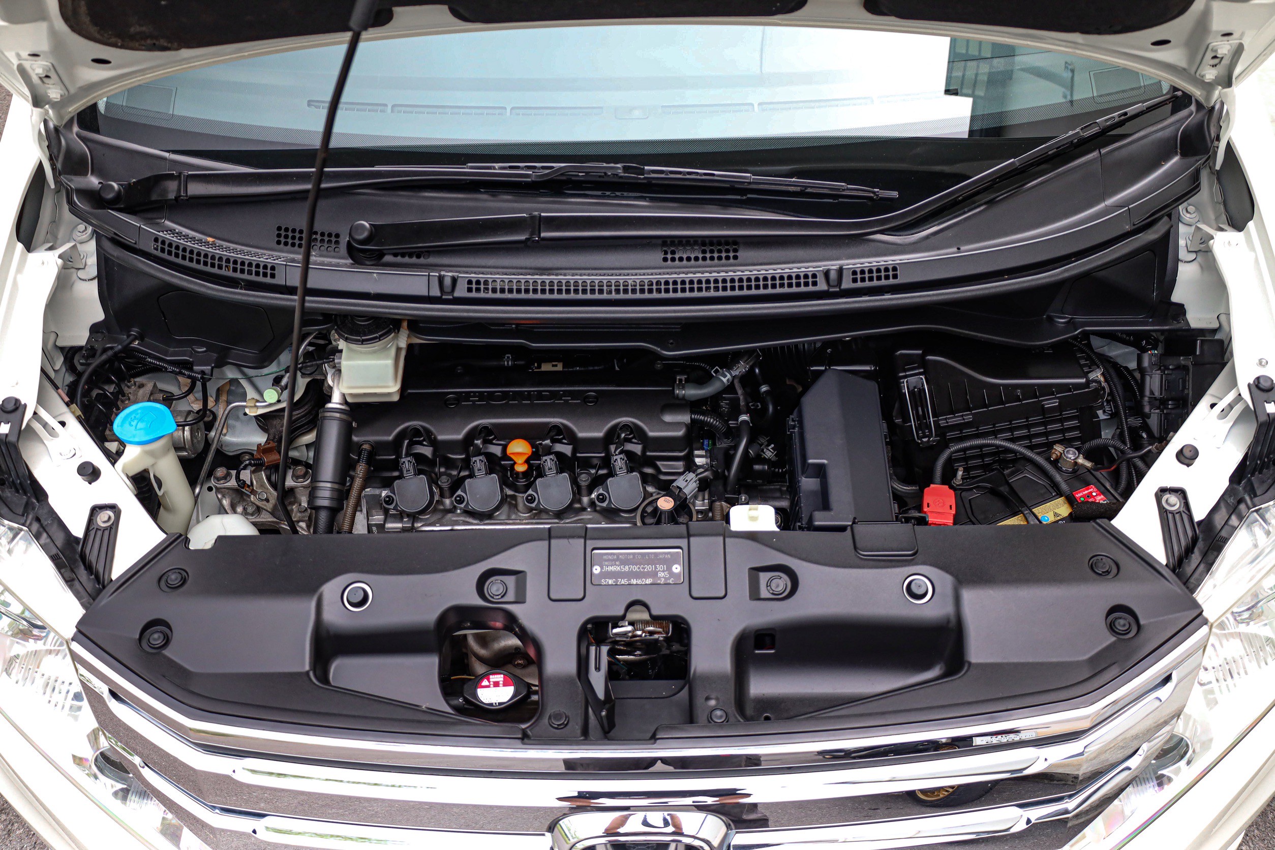 Honda Stepwagon Spada 2.0 PF-รถบ้านมือสอง