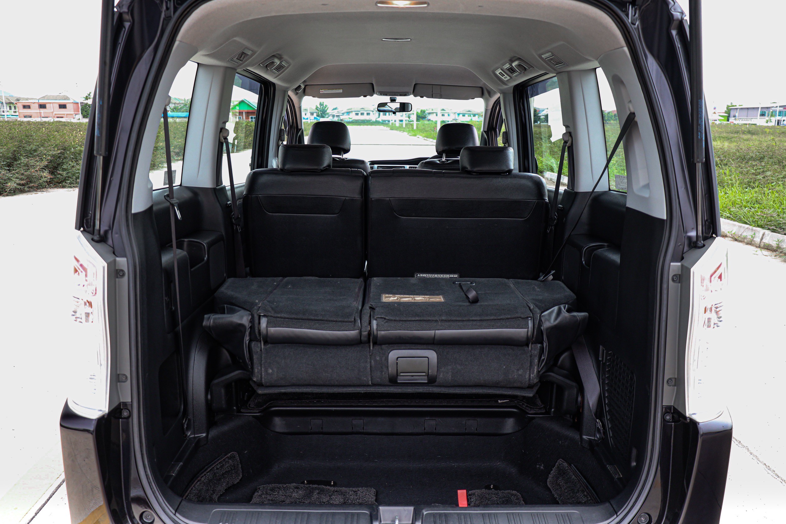 Honda Stepwagon Spada 2.0 PF-รถบ้านมือสอง