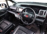 Honda Stepwagon Spada 2.0 PF-รถบ้านมือสอง