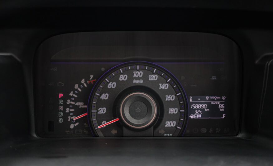 Honda Stepwagon Spada 2.0 PF-รถบ้านมือสอง