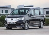 Honda Stepwagon Spada 2.0 PF-รถบ้านมือสอง