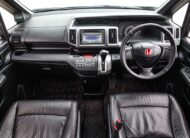 Honda Stepwagon Spada 2.0 PF-รถบ้านมือสอง